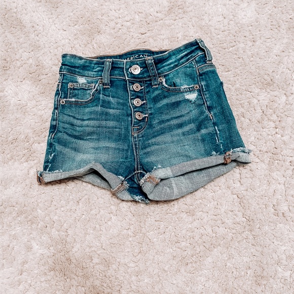 American Eagle Outfitters Pants - American eagle shorts ☆
